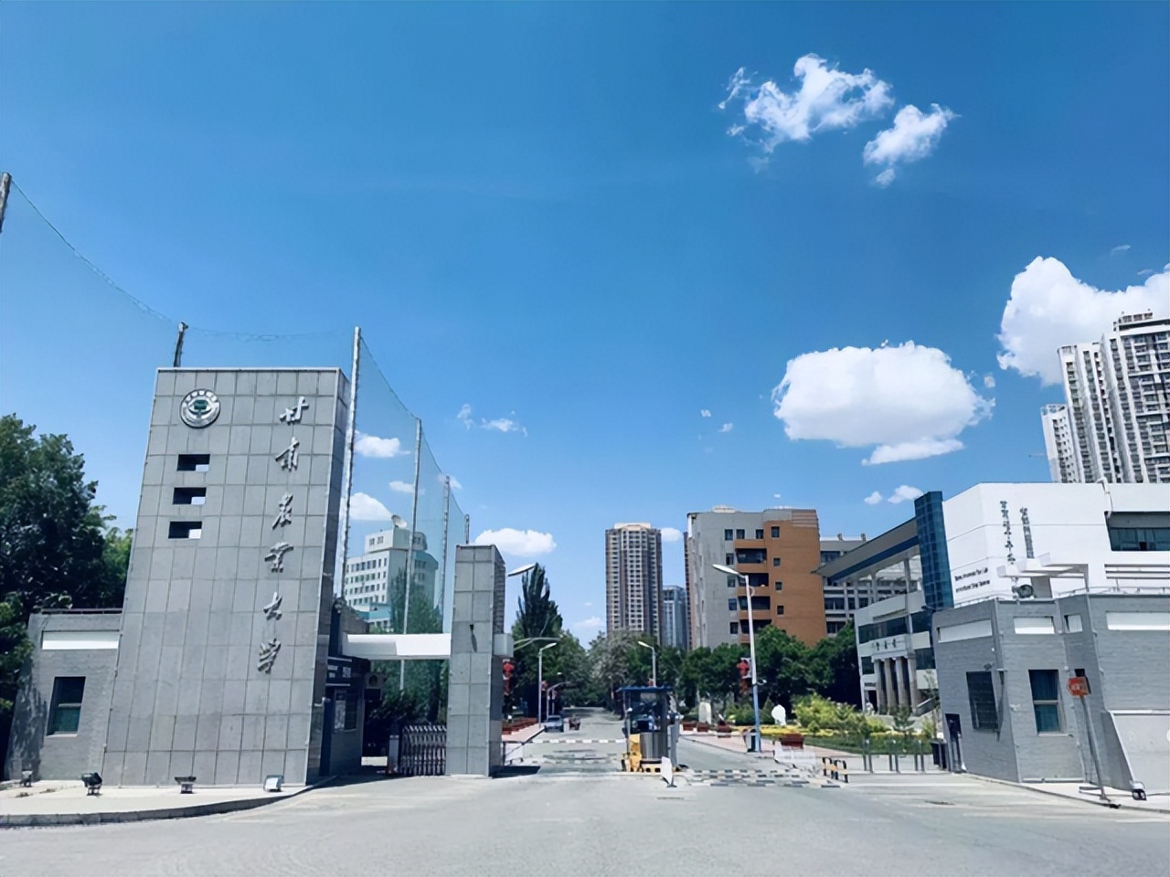 很朴实，接地气的几个本科专业：焊接、草坪科学、电缆工程等