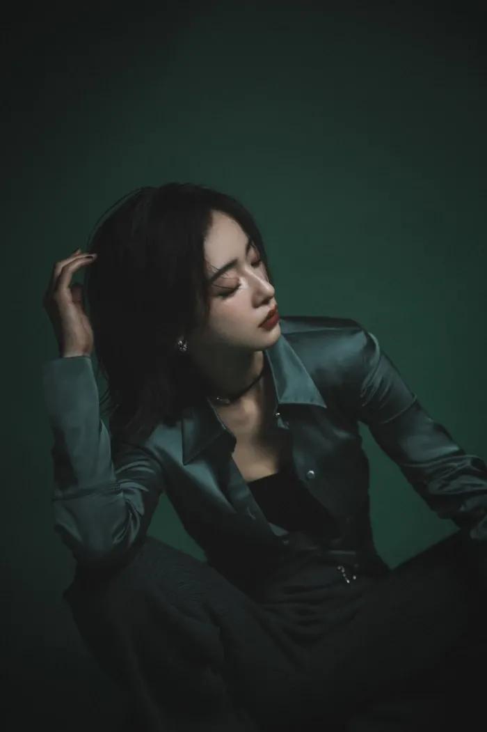 看了浪姐3,才发现吴谨言原来这么美