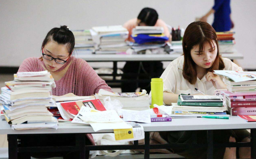 “考研别考名校”，过来人的话刺耳又现实，扎了不少考研人的心