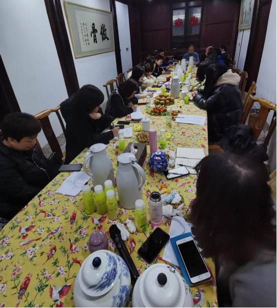 逆风飞扬，共赢未来