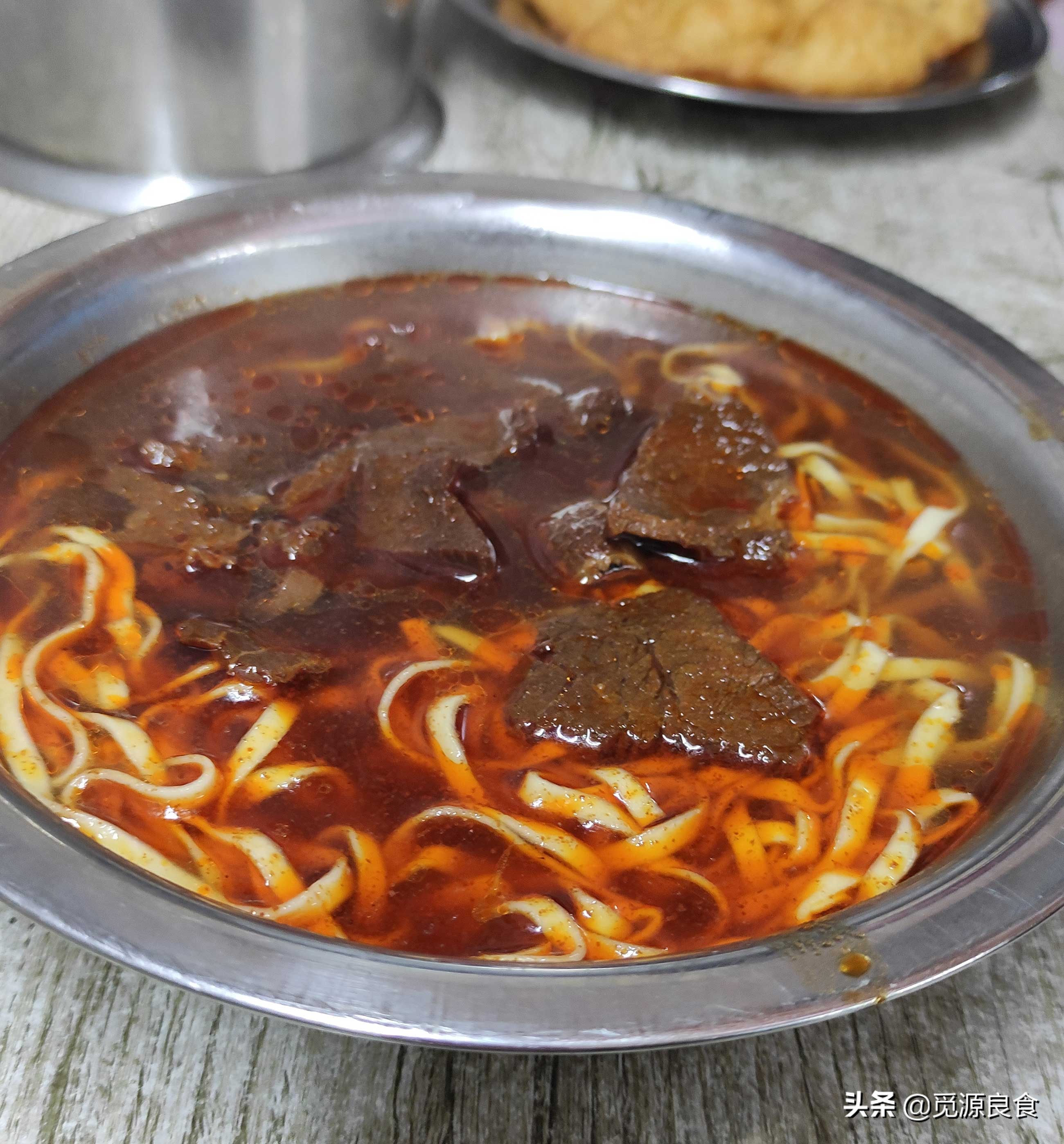 到武汉旅游，江汉路、循礼门附近的美食，在前进五路解决一日三餐