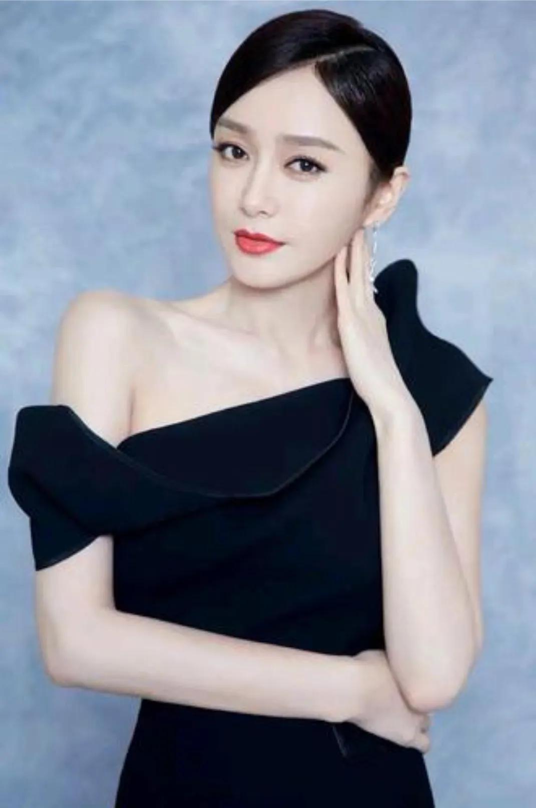 秦岚高清壁纸，展现精致容颜令人心动