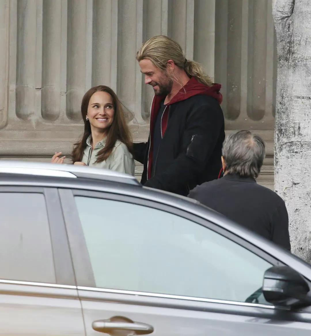 41岁抖森确认当爸，非裔未婚妻挺孕肚走红毯，两人上个月刚订婚