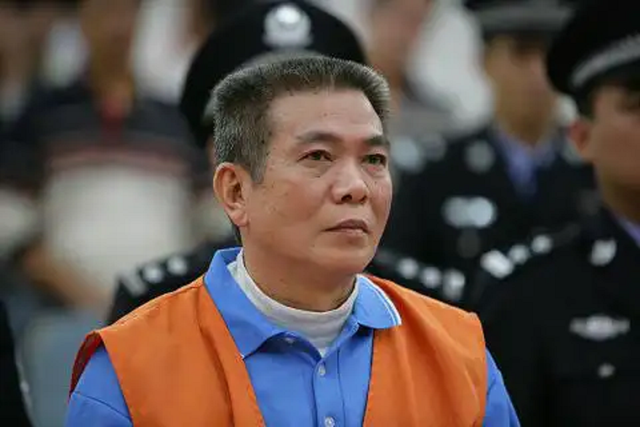 2009年,"毒王"刘招华制毒31吨赚上千万称:不卖给国人