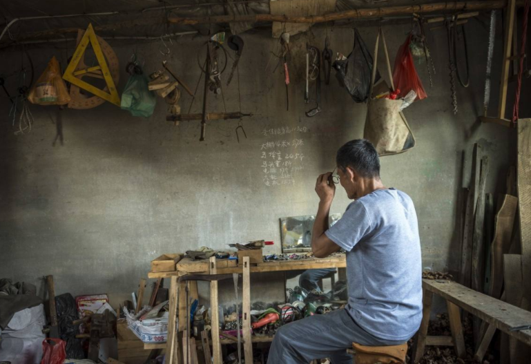 农民李景阳：8年造出电动“木牛流马”，载千斤重物，获发明专利