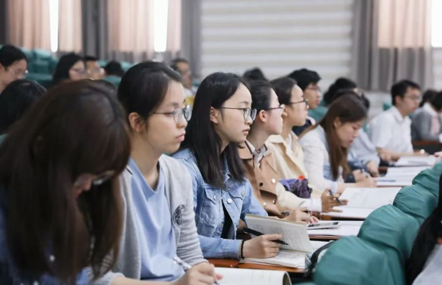 师范生的好消息，除公费师范生之外，还有一类学生或直接成为老师