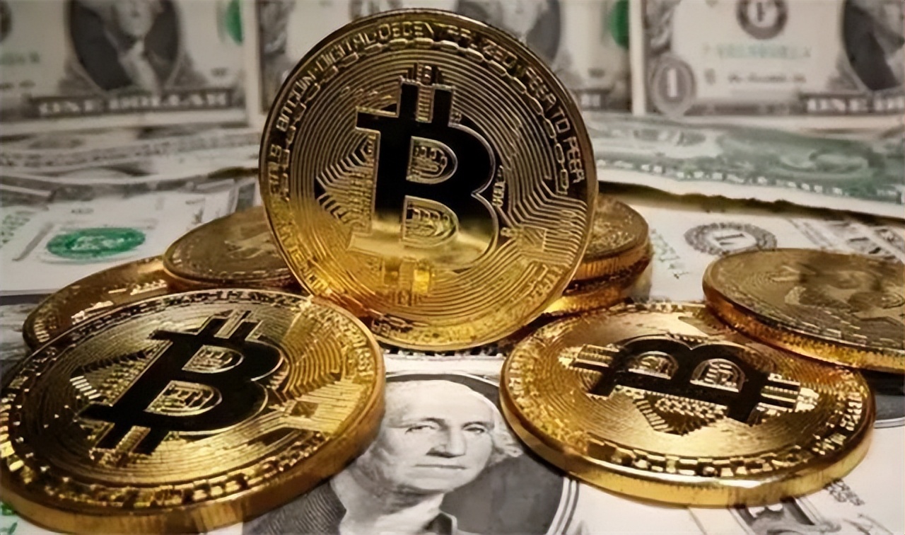 从教师到富豪，他靠10万枚比特币套现135亿后，却说比特币是骗局