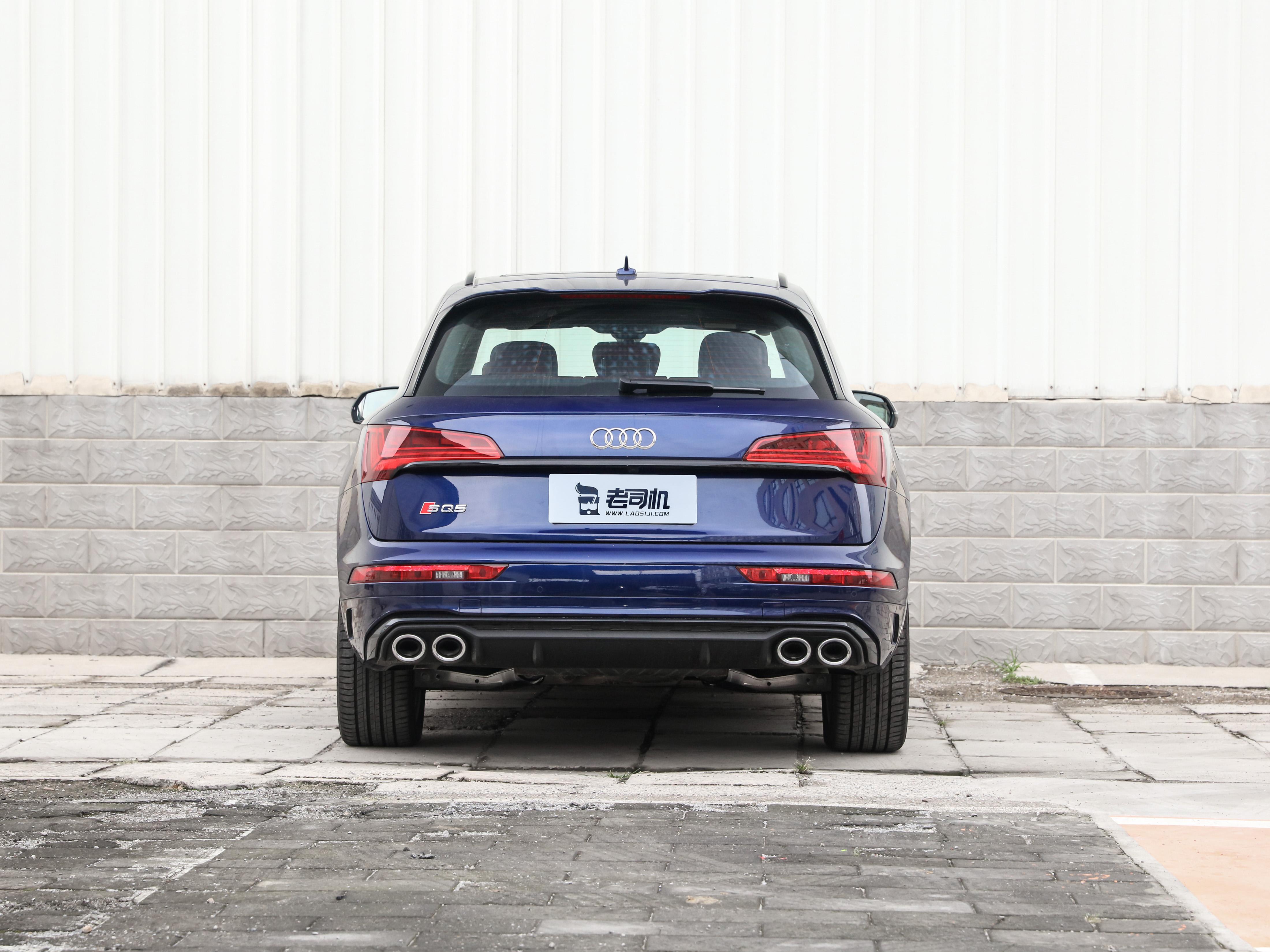 奥迪Q5“进口大顶配”，3.0T+奥迪四驱，有高级音响，实拍奥迪SQ5