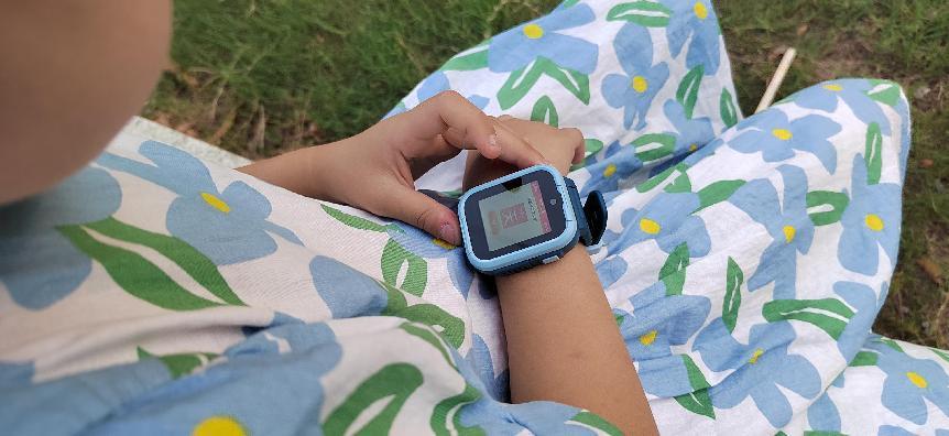 360儿童电话手表10X|呵护孩子健康快乐成长，助力孩子学习小帮手