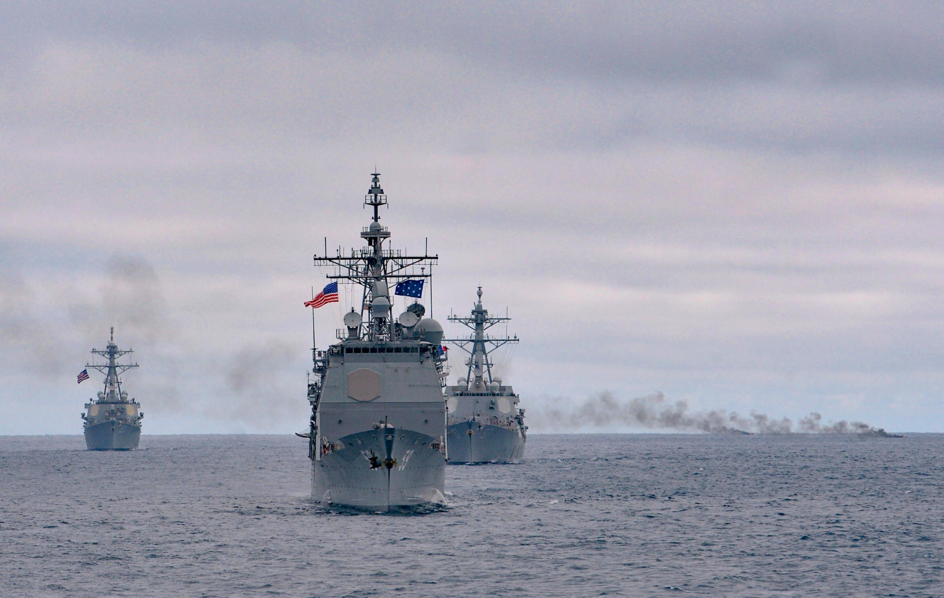 5052Dͬʱ죬й½ӣԶ󺣾ŽѴ