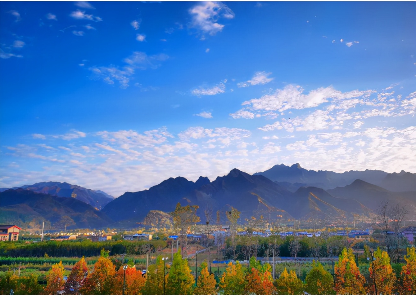 高颜值！陕西这所高校位于特大城市，占地4300亩！网友：风景绝美