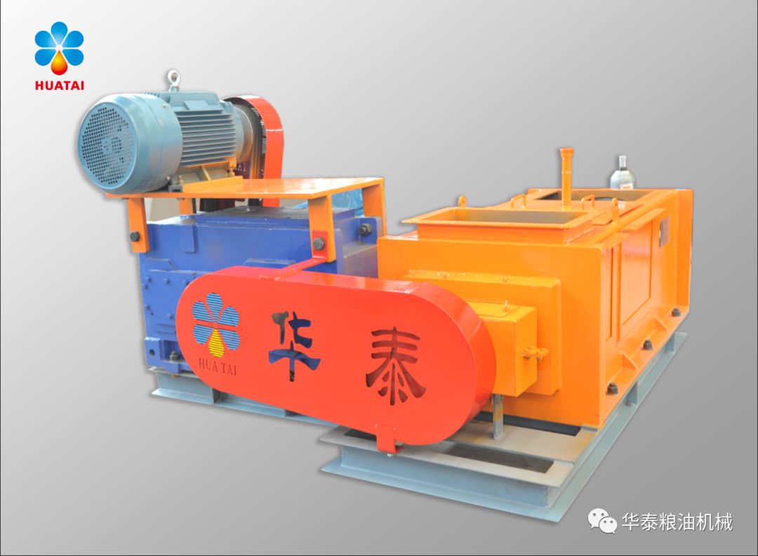 华泰集团棕榈果榨油设备发往海外