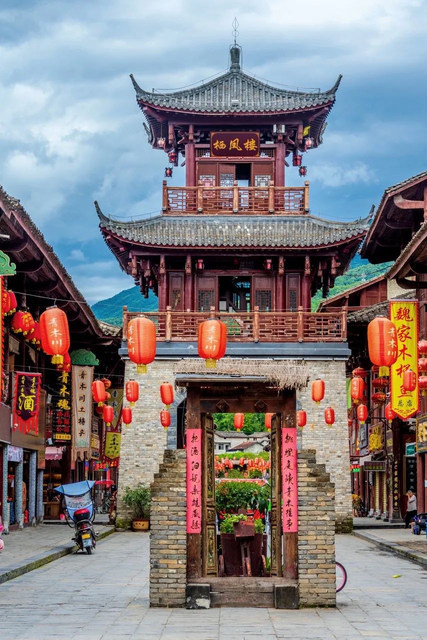 春日里的傳奇古鎮(zhèn)，藏著您心中的詩(shī)與遠(yuǎn)方~