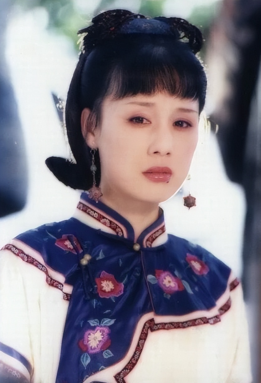 千娇百媚一颗痣，娱乐圈8位“痣美人”，谁最有味道？