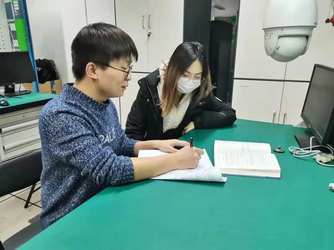 从农村小伙，到名校研究生！他稳坐专业第一，51门课绩点4.0