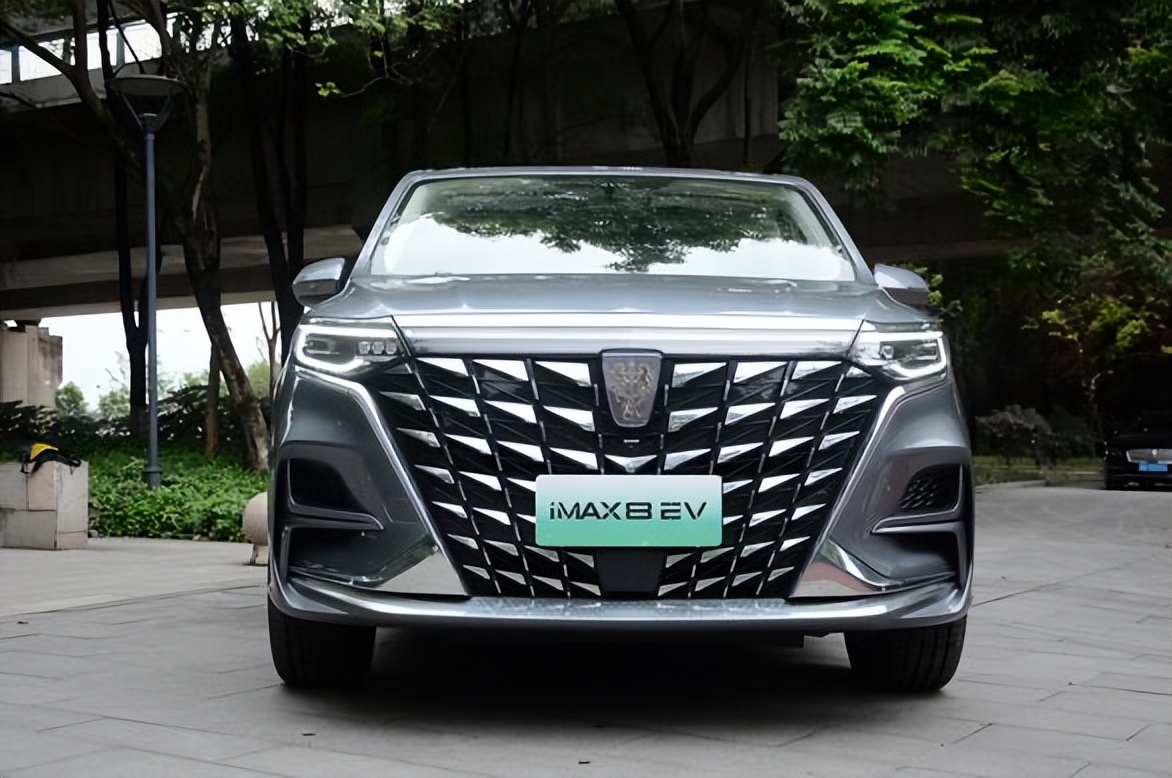 打造全新的家庭出行理念 实拍 荣威iMAX8 EV