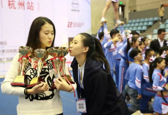 浙大学霸成“时间管理大师”，从清晨学到深夜，吃饭只有20分钟