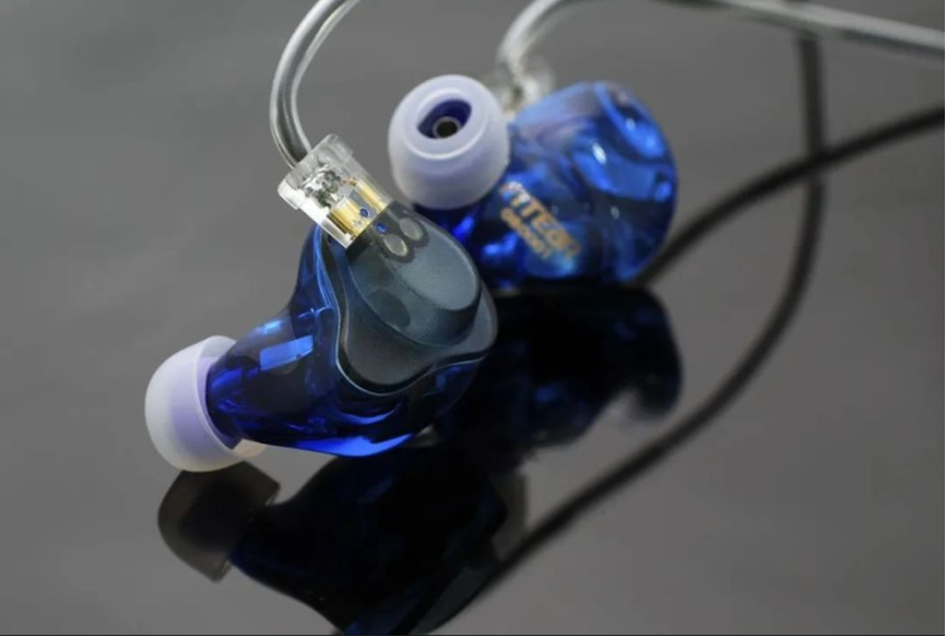 日本牙医造HiFi耳塞？二次元女毒神器？声优届首选？它是FitEar