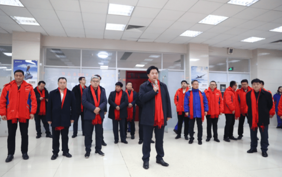 万达集团党委书记、董事局主席尚吉永一行大年初一慰问干部职工