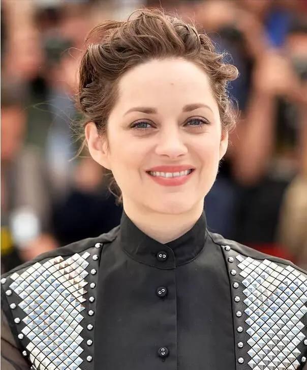 玛丽昂·歌迪亚 全球最美女性的玫瑰人生