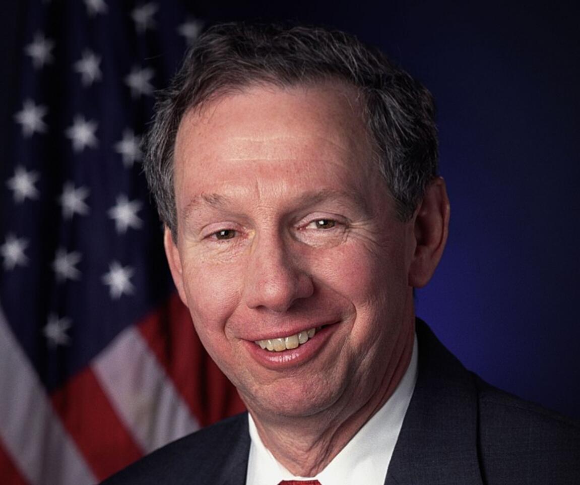 ����ǰ���������й��н�ά������������������ܸɵ�����һ�Һ�ĸ