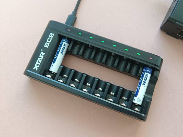 ​循环用，更经济-XTAR爱克斯达BC8锂电池充电器套餐试用