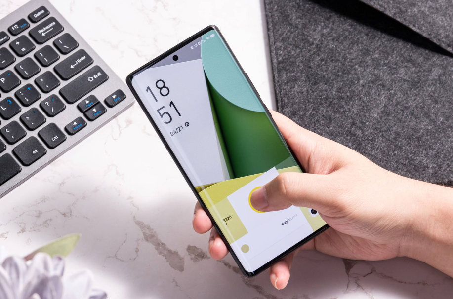 7月换手机优选这12款，性能强颜值高，价格还很良心