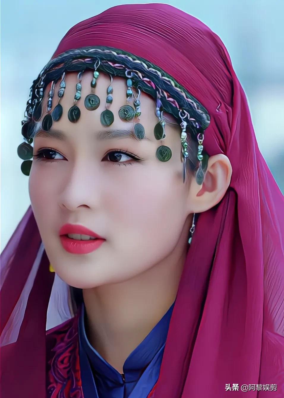 李沁古装照美若天仙