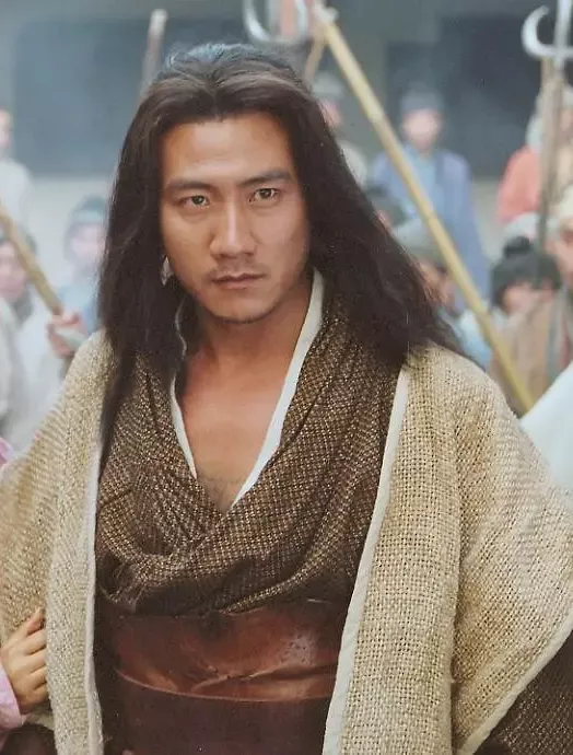 和刘烨拍床戏,迷倒吴京张涵予,这个男星凭什么能“男女通吃”?