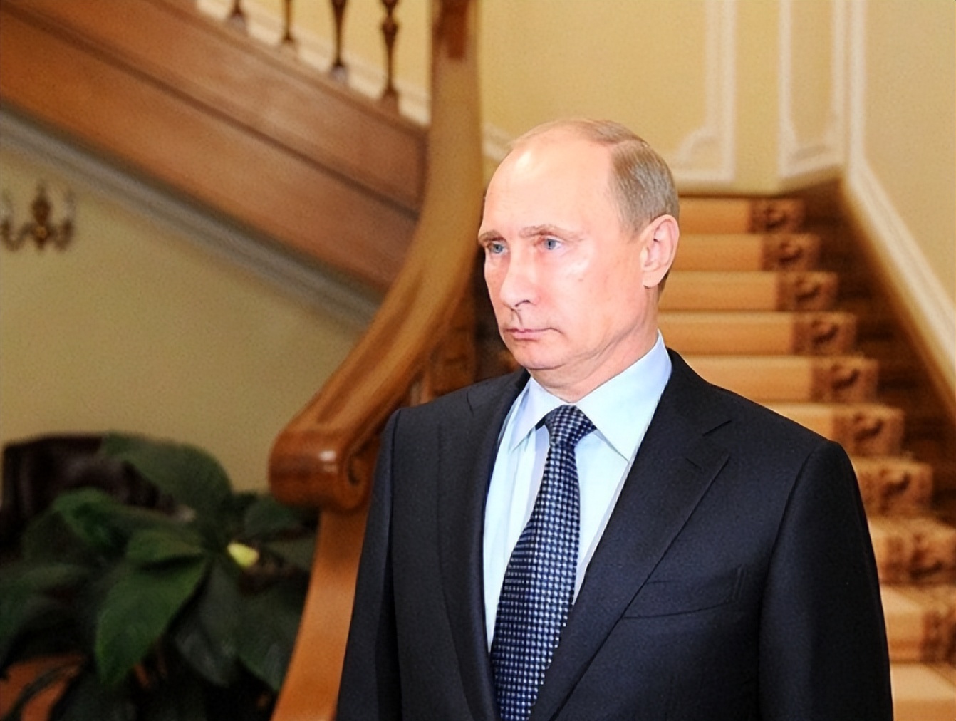 普京对家人的态度：亏欠老婆是一生的遗憾，坚定表示女儿不会从政