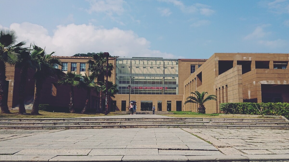 这4所独立学院，成功转设成大学的分校区，在校的学生们享福了