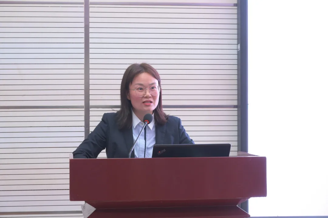 表彰先进树榜样,凝心聚力再出发——云南农大附中期中表彰大会
