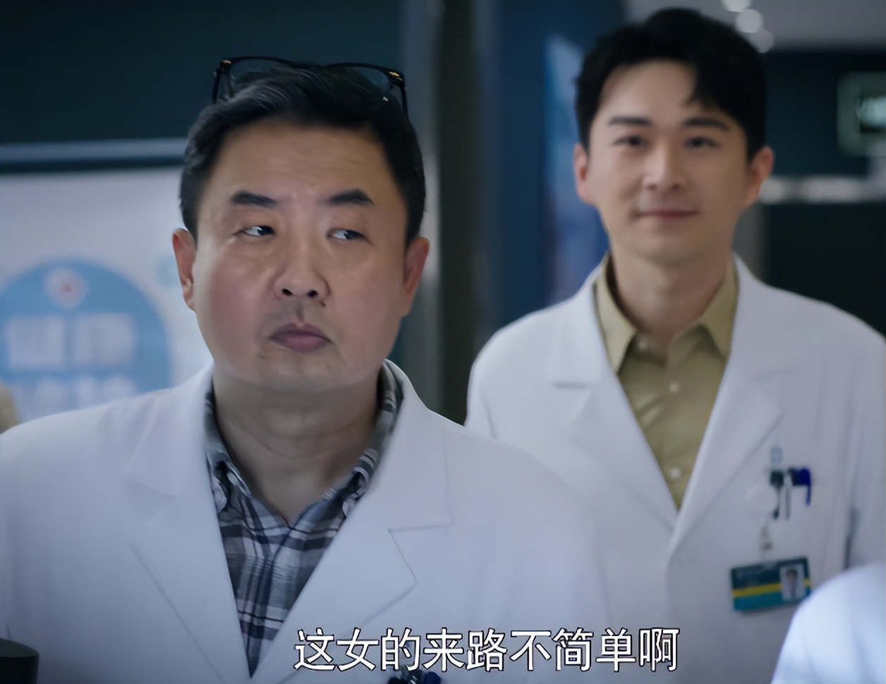 播出2集，收视率爆了！秦岚一出手，就给央视带来了“王炸”