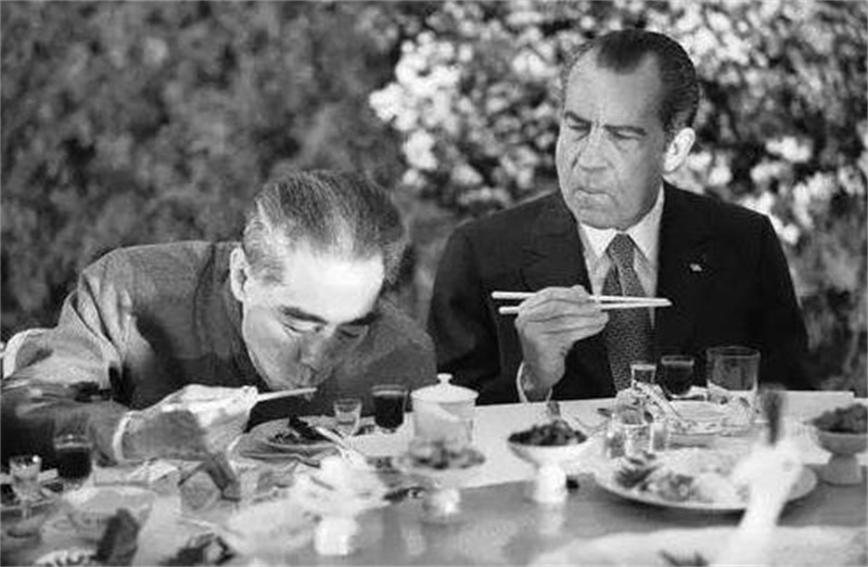 尼克松访华是哪一年（历史回顾尼克松的访华时间）