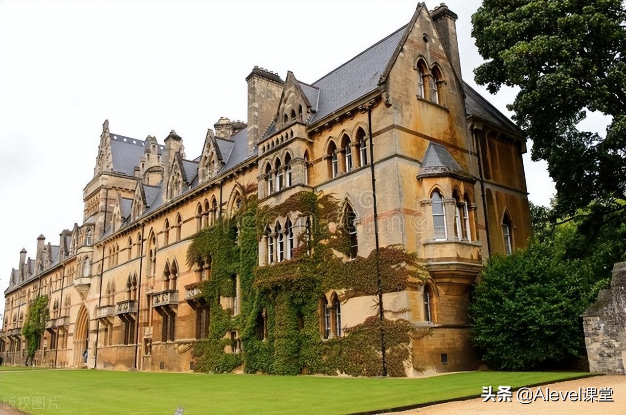 英国留学：一起来看看排名最好的13所大学吧