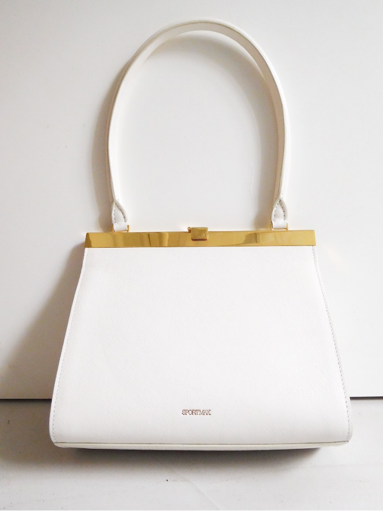 包你满意：秋冬出街必备时尚单品