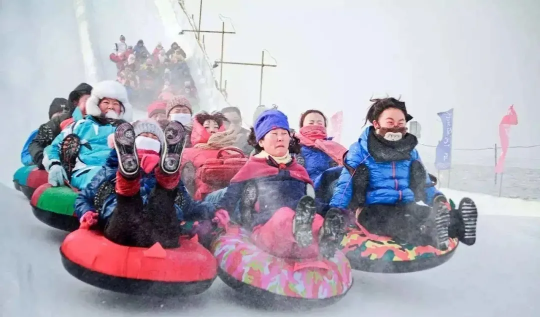 利山涧滑雪场，“新生代父母”遛娃胜地