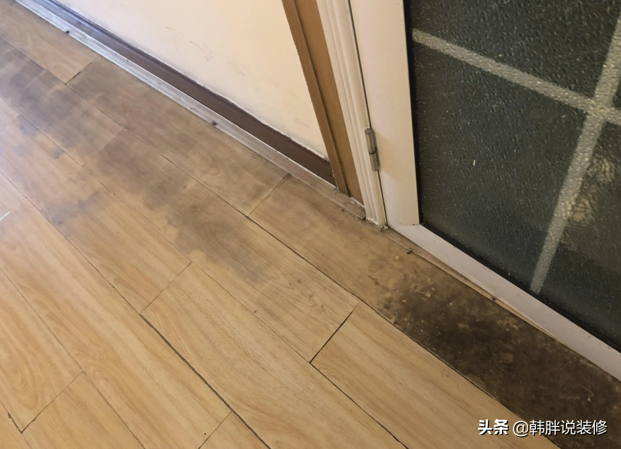 一楼房子太潮湿，我家住了3年，总结出5点装修建议，轻松解决问题