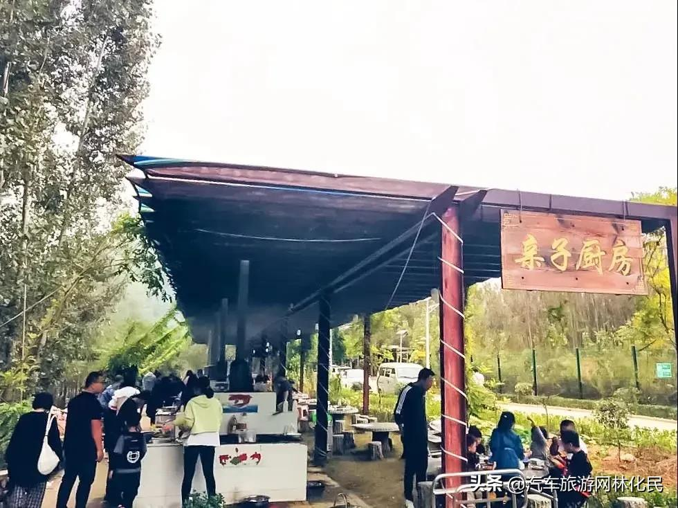 利山涧滑雪场，“新生代父母”遛娃胜地