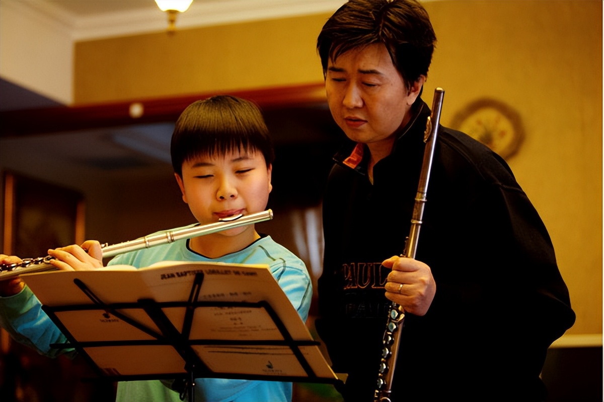 知心爱人任静付笛生：结婚33年无绯闻，娱乐圈的一股清流