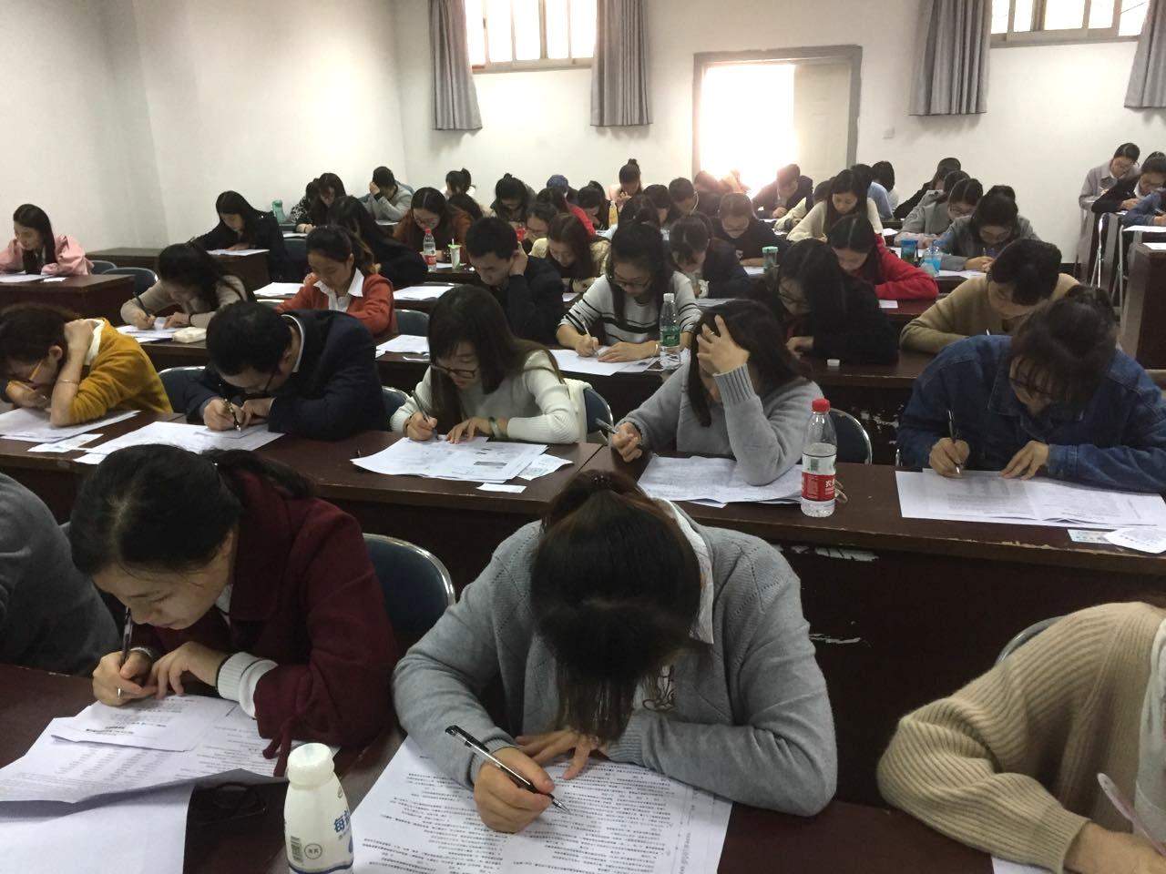只要被录取，就给15万奖学金，为“抢人才”这所双非大学拼了