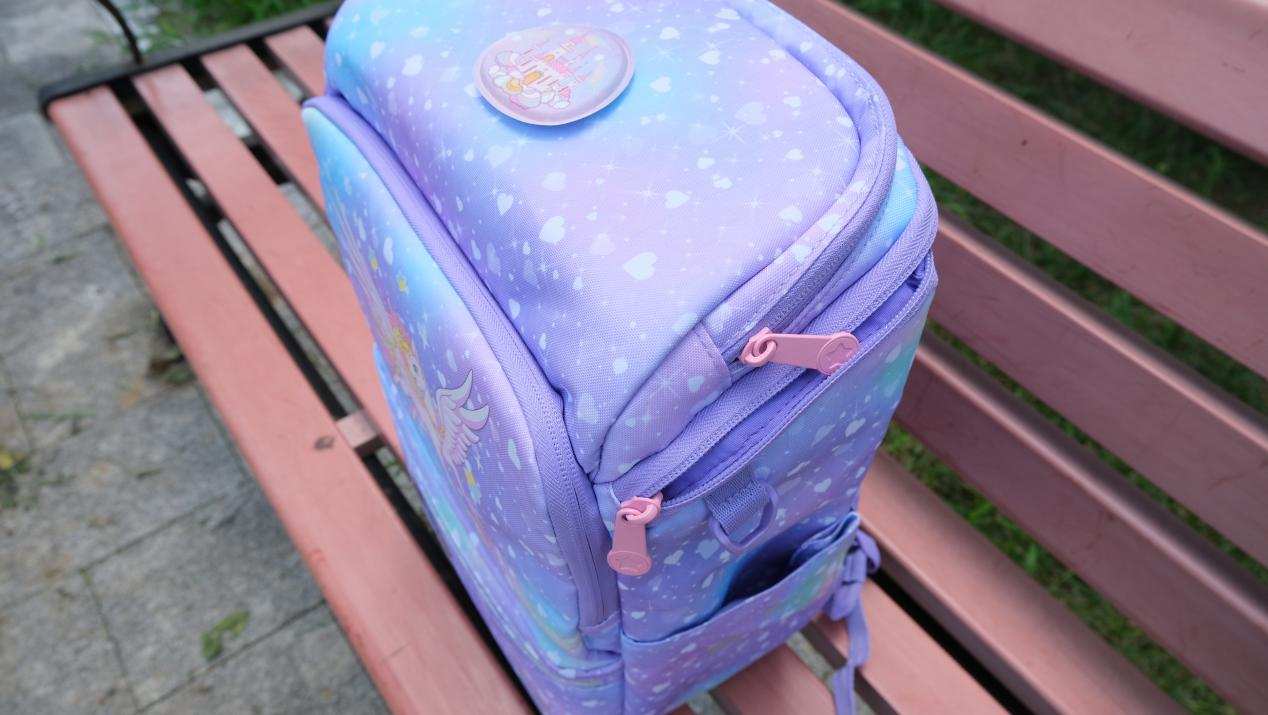 超轻自重、科学背负，陪伴孩子每一天，GMT for Kids小学生护脊书包