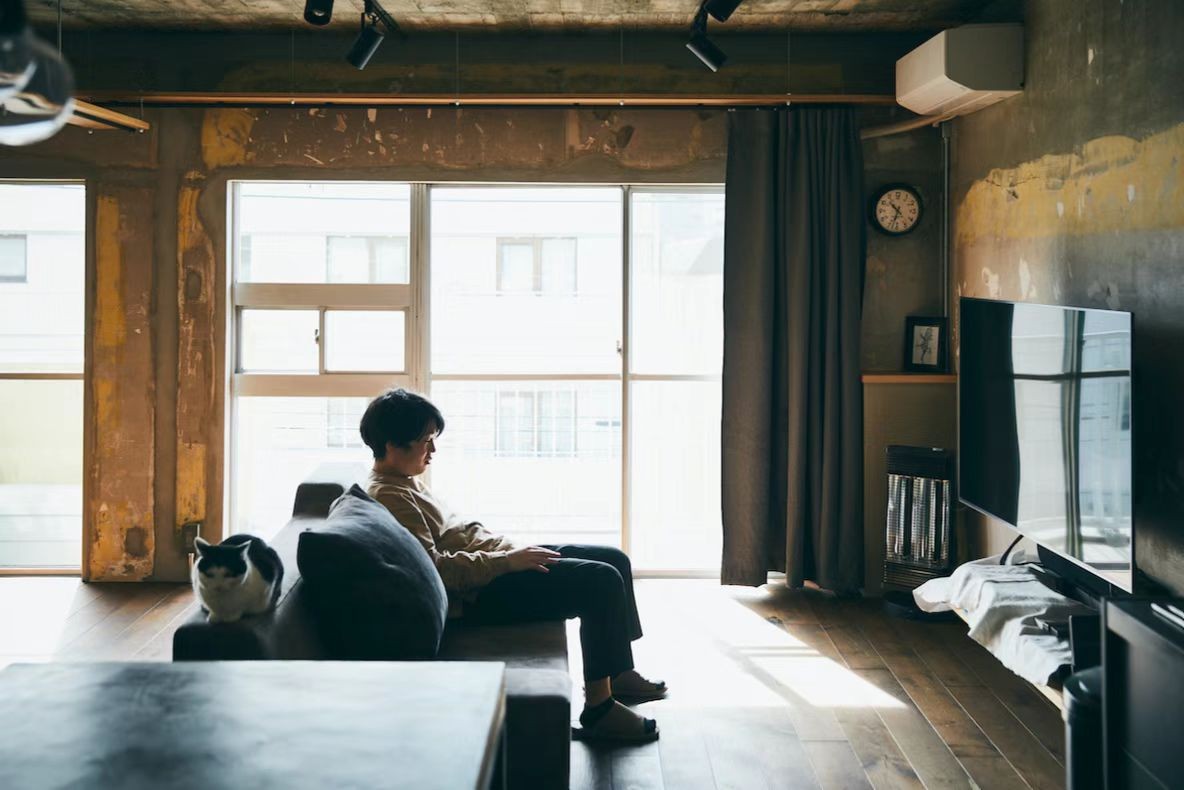 日本情侣的60㎡新居，不刷墙不吊顶，全屋毛坯风，超好看
