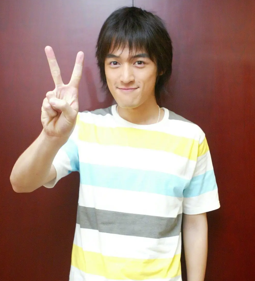 10位明星高考血泪史：李安差0.6分落榜，王志文高考前出车祸