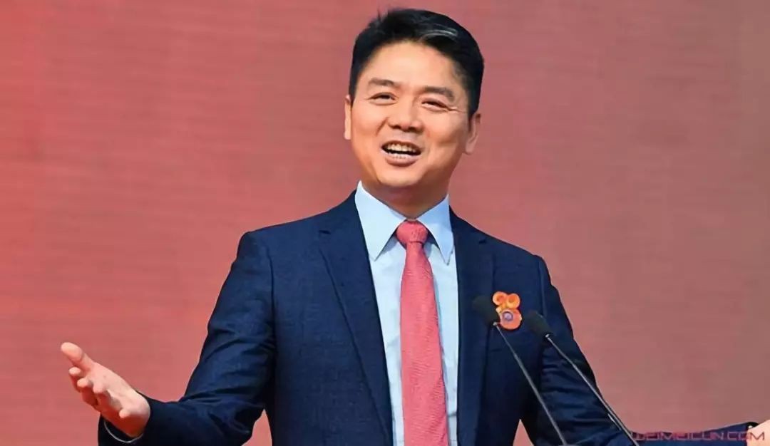 章泽天，嫁给刘强东7年，她的聪明让人刮目相看