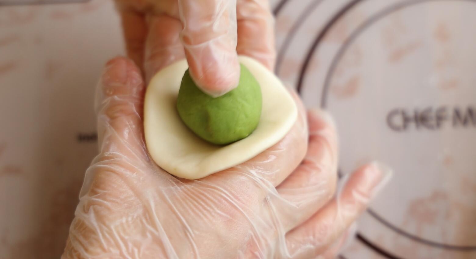 不用开酥的绿豆饼，低油低糖，好吃不上火，清爽不油腻