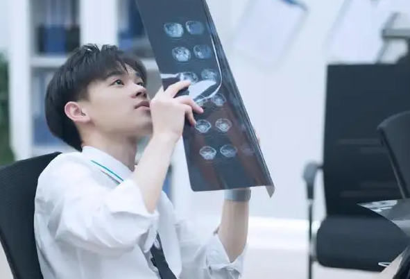 工作多年后才发现，“师范生”和“医学生”相比，差距不是一般大