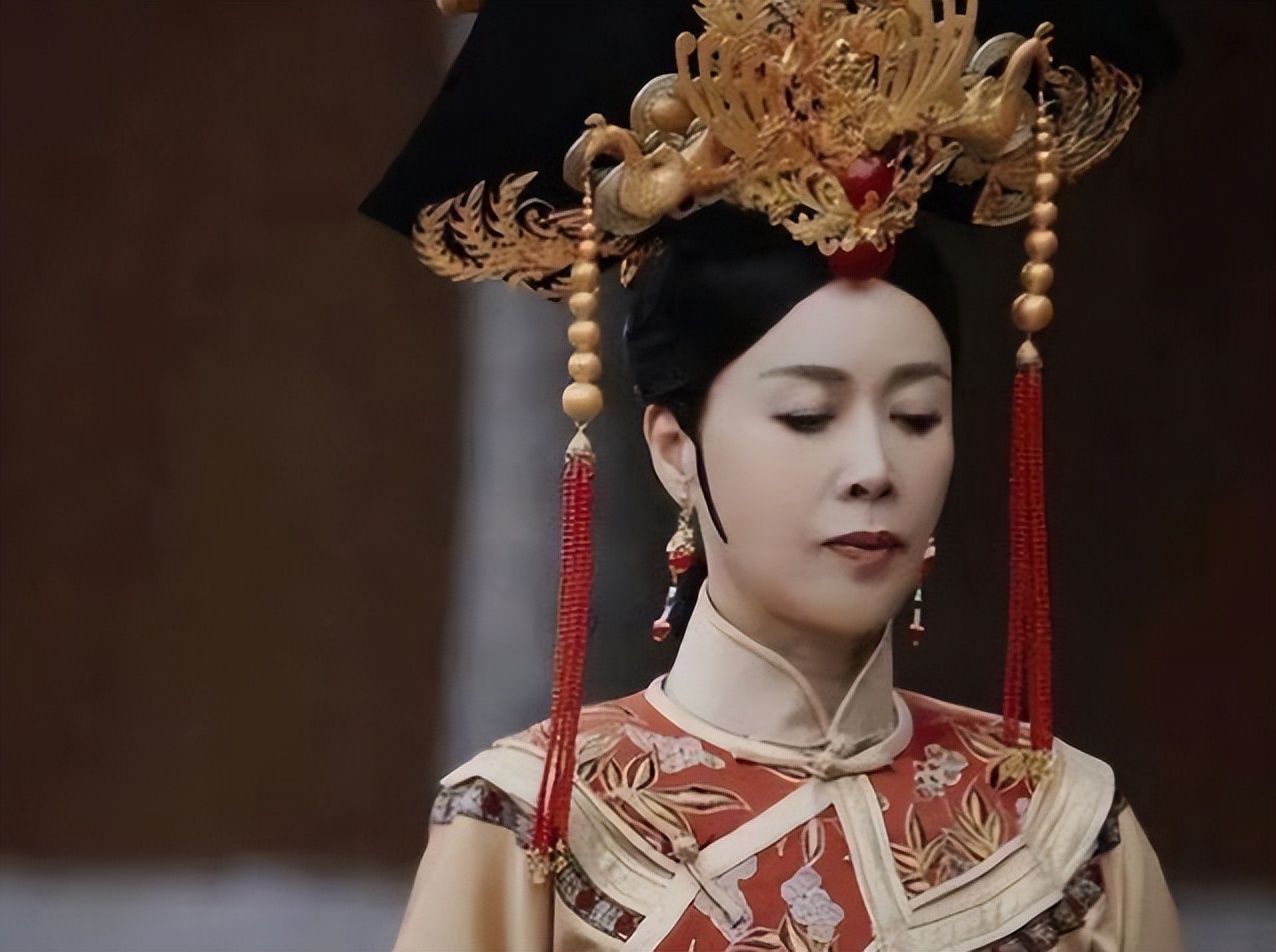 女歌手那英,原名叫叶赫那拉英,是慈禧太后的曾孙女?都是谣传