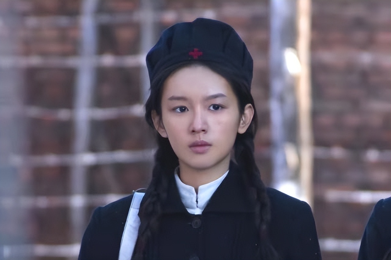 同样是演护士，把朱茵，张柏芝，赵丽颖放在一起，差别就出来了