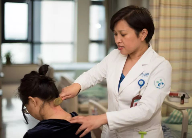 刮痧究竟是真养生，还是伪科学？刮出来的“痧”，到底是什么？